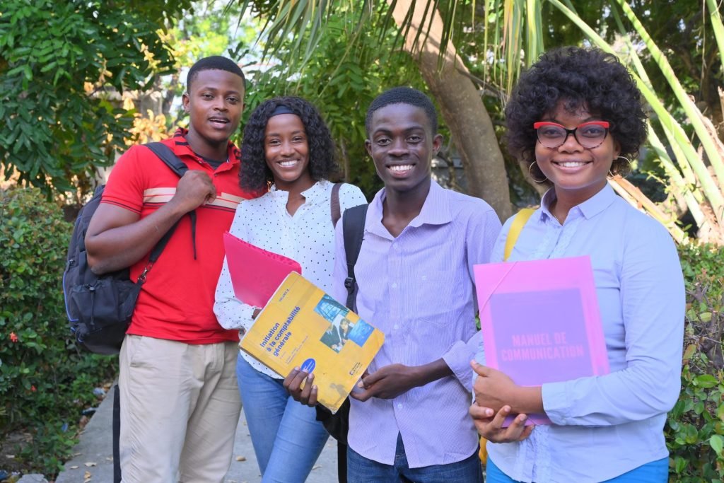 Étudiantes et étudiants de l'IPES Business School